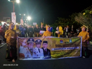 Parepare Mengikuti Pawai Budaya dalam rangkaian acara Apeksi Ke- XV di Kota Padang.
